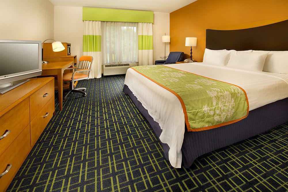 Fairfield Inn And Suites Клівленд Номер фото