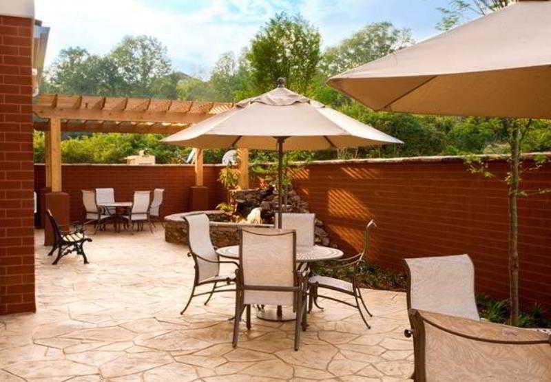 Fairfield Inn And Suites Клівленд Ресторан фото